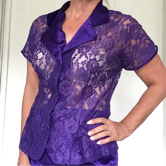 VICTORIAS SECRET GOLD LABEL VINTAGE LACE PAJAMA TOP MEDIUM. - Picture 3 of 16